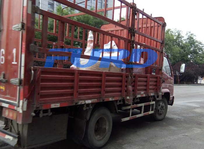 福瑞得機械手扶壓路機、二次結(jié)構(gòu)澆筑機及時發(fā)貨