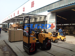 今日福瑞得微動(dòng)態(tài)--福瑞得機(jī)械小型壓路機(jī)發(fā)往北京、福建等地